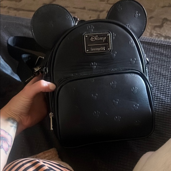 Loungefly Black Mickey Mouse Ear Backpack - Picture 1 of 4
